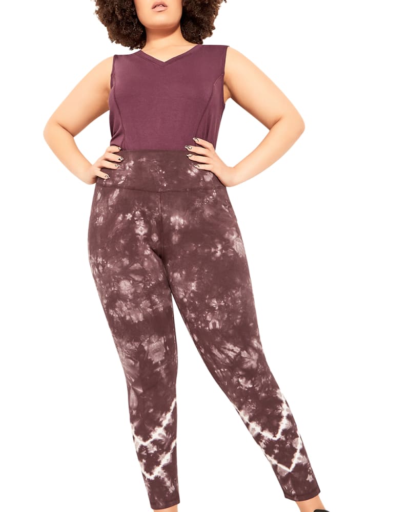 Front of a model wearing a size 24 LEGGING ACTIVE FL in Burgundy / White by Zim & Zoe. | dia_product_style_image_id:302772
